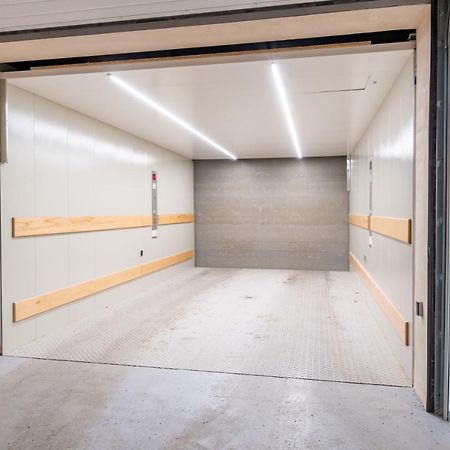 Studio Brand New Apartment #28 In New Building With Free Parking In City Center Praga Exterior foto